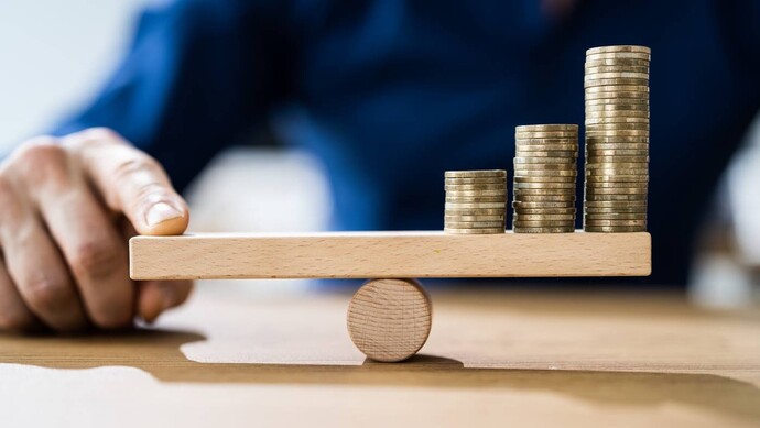 德国杯赛程吃紧，马赛集结日完成体检，压力陡增，球探报告显示潜力